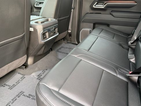 New 2026 GMC Sierra 3500 Denali w/ Denali Reserve Package image 9