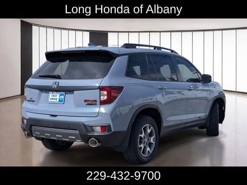 Used 2022 Honda Passport TrailSport image 6