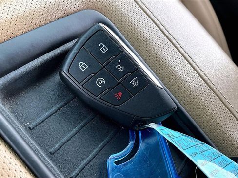 Used 2023 Chevrolet Tahoe Premier image 36