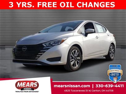 New 2025 Nissan Versa SV w/ Trunk Package