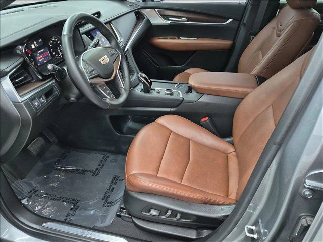Used 2023 Cadillac XT5 Premium Luxury FWD image 16