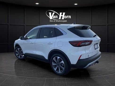 Used 2024 Ford Escape Platinum w/ Class II Trailer Tow Package image 5