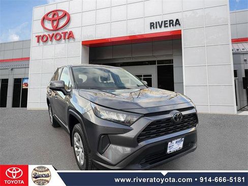 Certified 2022 Toyota RAV4 LE image 2