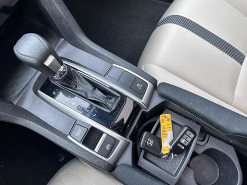 Used 2017 Honda Civic EX image 25