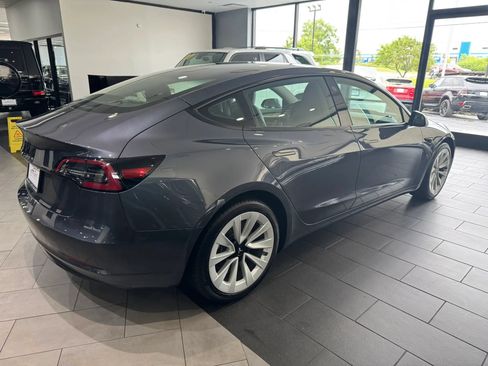Used 2023 Tesla Model 3 Standard Range RWD image 3