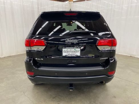 Used 2021 Jeep Grand Cherokee Laredo w/ Security & Convenience Group AWD/4WD image 5
