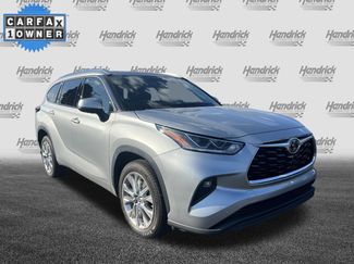 Used 2021 Toyota Highlander Limited FWD video 2