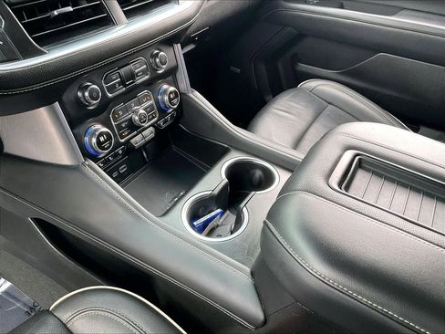 Used 2024 GMC Yukon XL SLT image 20