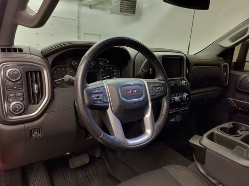 Used 2022 GMC Sierra 2500 SLE w/ SLE Convenience Package AWD/4WD image 4