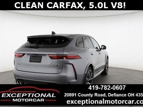 Used 2022 Jaguar F-PACE SVR image 17