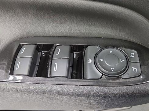 Used 2022 Chevrolet Equinox Premier AWD/4WD image 31