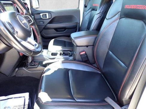 Used 2021 Jeep Gladiator Rubicon AWD/4WD image 12