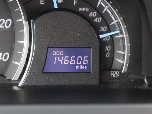 Used 2013 Toyota Camry XLE image 35