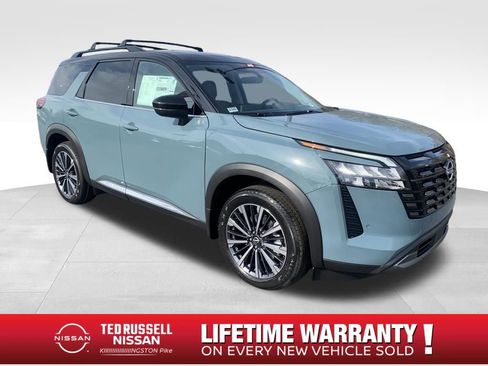 New 2026 Nissan Pathfinder Platinum image 7