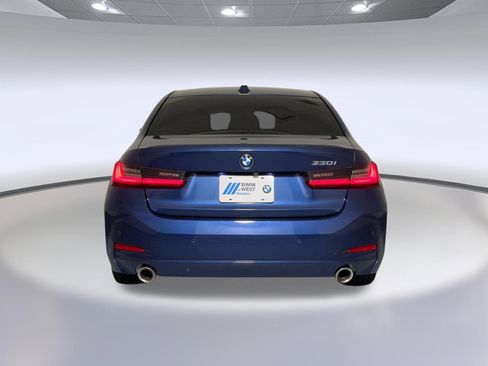 Certified 2024 BMW 330i Sedan w/ Convenience Package RWD image 6