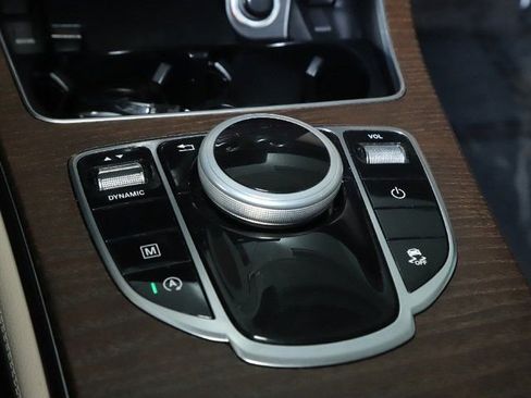 Used 2019 Mercedes-Benz GLC 300 4MATIC image 31