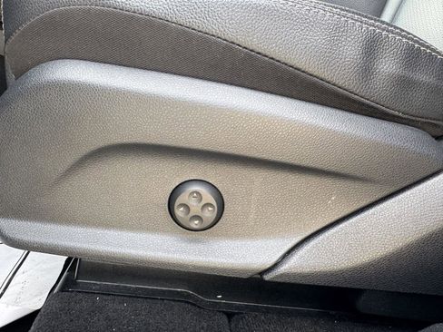 Certified 2020 Mercedes-Benz GLC 300 GLC 300 image 8