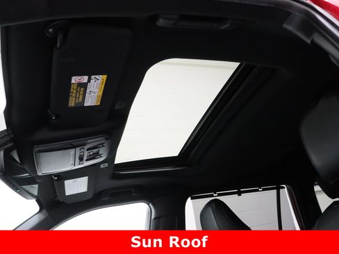 Certified 2024 Toyota Highlander XSE image 27