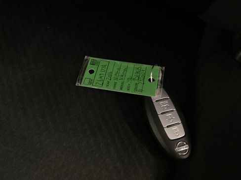 Used 2016 Nissan Altima 2.5 SR w/ LED Appearance Package image 33