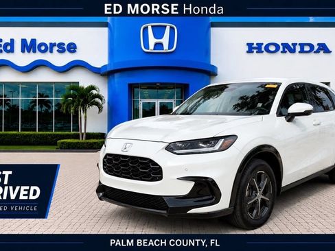 Used 2024 Honda HR-V EX-L image 1