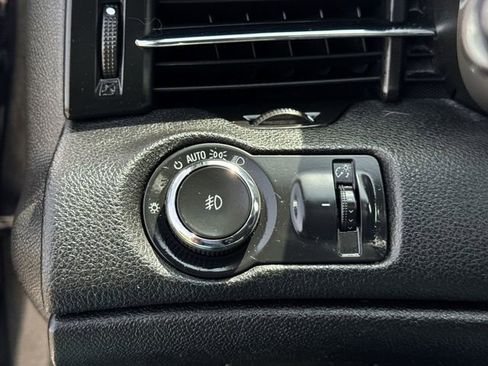 Used 2014 Chevrolet Malibu LT FWD image 16
