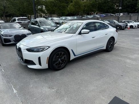 Used 2023 BMW i4 eDrive35 w/ Premium Package RWD image 1