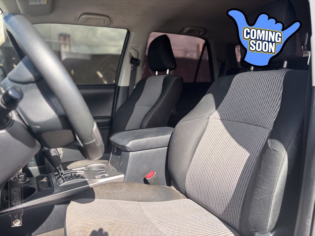 Used 2017 Toyota 4Runner SR5 AWD/4WD image 8