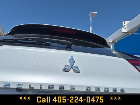 Used 2022 Mitsubishi Eclipse Cross SE FWD image 11