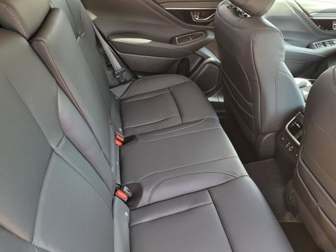 Used 2025 Subaru Outback Touring XT image 12