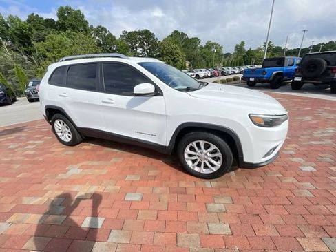 Used 2021 Jeep Cherokee Latitude FWD image 37