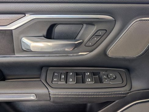 Used 2025 RAM 1500 Laramie w/ Night Edition image 16