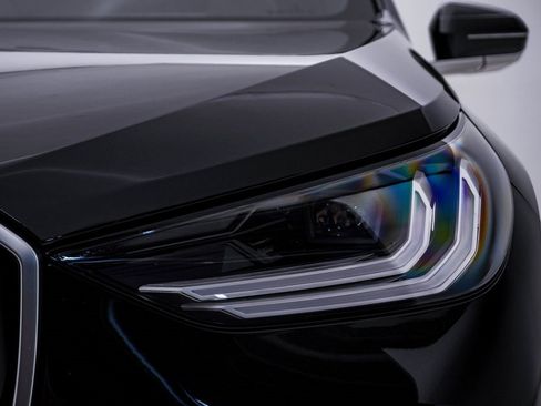 Used 2025 BMW X3 xDrive30i w/ Convenience Package image 7