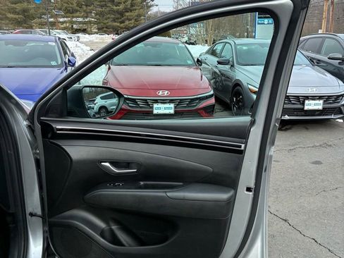 Used 2023 Hyundai Tucson SE image 44