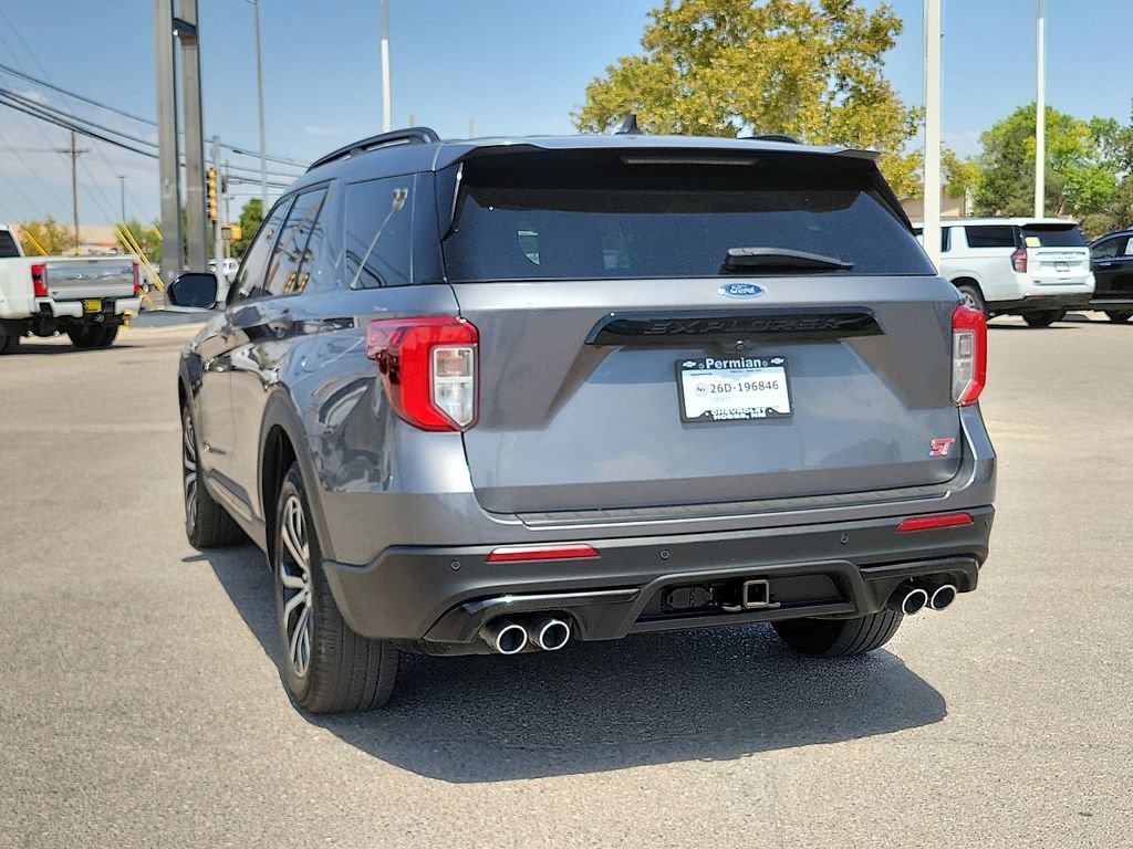 Used 2022 Ford Explorer ST AWD/4WD image 9
