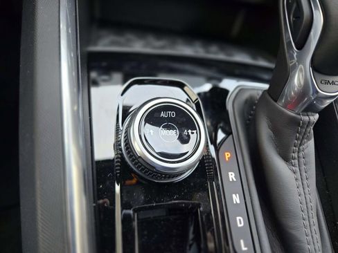 New 2026 GMC Canyon Elevation w/ Convenience Package image 29