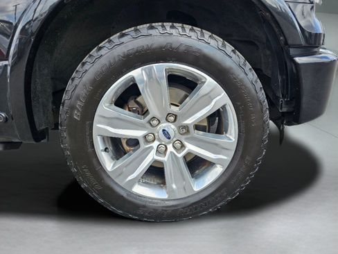 Used 2015 Ford F150 Platinum w/ Technology Package image 29