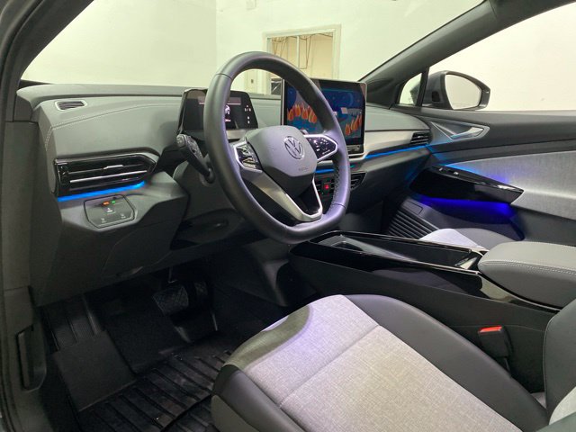 Used 2025 Volkswagen ID.4 Pro RWD image 19