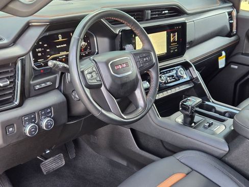 Used 2025 GMC Sierra 1500 AT4 w/ AT4 Premium Package image 10