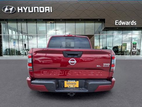 Used 2024 Nissan Frontier SL w/ Technology Package AWD/4WD image 6