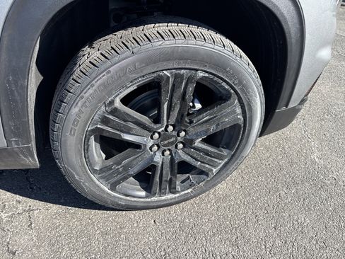 New 2026 GMC Acadia Elevation w/ Black Edition image 9