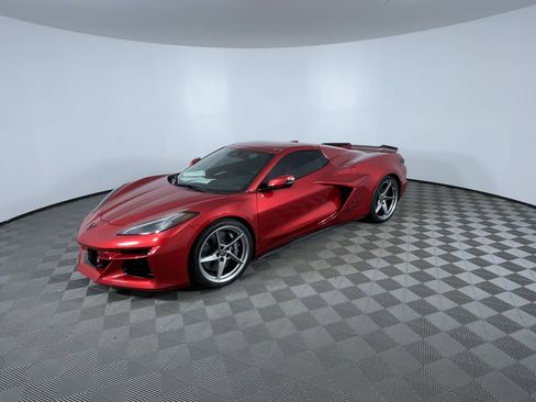 Used 2025 Chevrolet Corvette E-Ray image 4