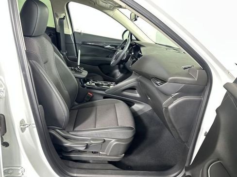 Used 2022 Buick Envision Preferred FWD image 28