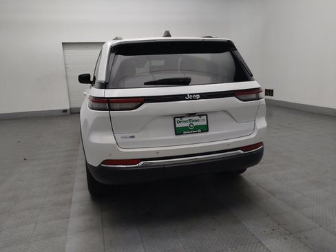 Used 2022 Jeep Grand Cherokee Limited 4xe image 6