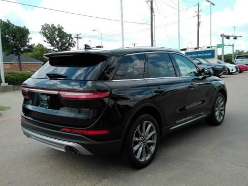 Used 2022 Lincoln Corsair AWD image 6