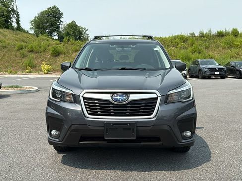 Used 2021 Subaru Forester Premium AWD/4WD image 2