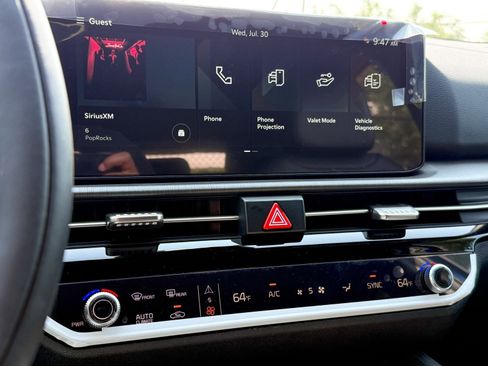 New 2026 Kia Sportage X-Line w/ X-Line Premium Package image 18