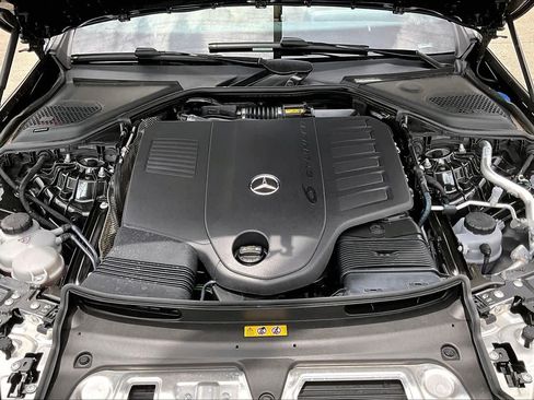 Used 2026 Mercedes-Benz E 450 4MATIC Sedan image 32