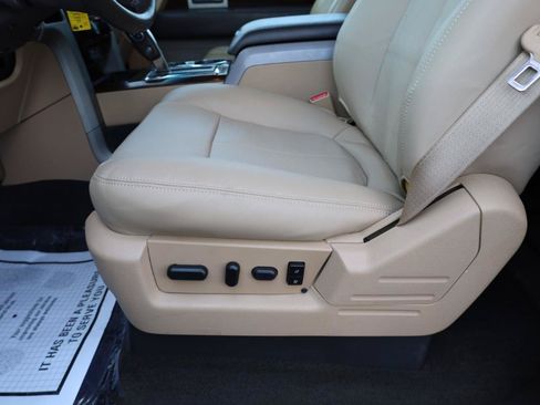 Used 2012 Ford F150 Lariat w/ Lariat Chrome Pkg RWD image 6
