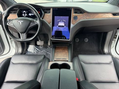 Used 2020 Tesla Model X Long Range AWD/4WD image 18