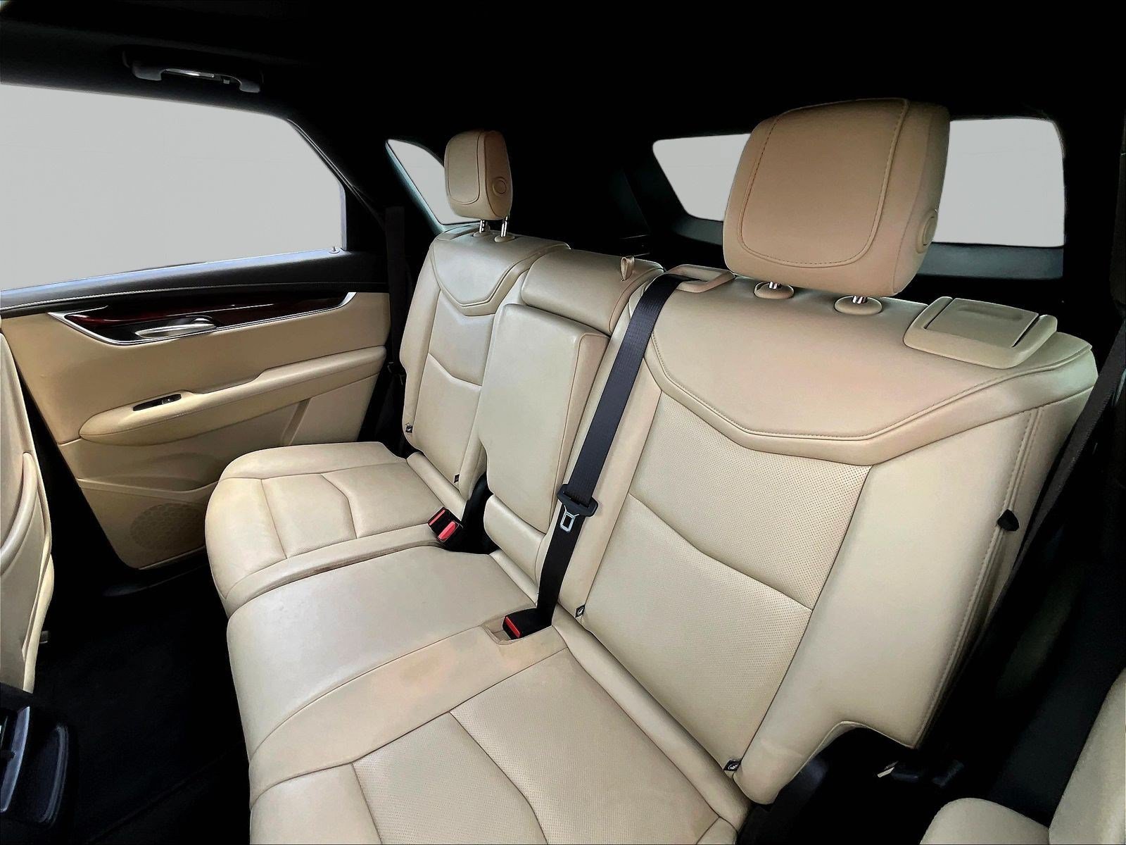 Used 2018 Cadillac XT5 Luxury FWD image 22